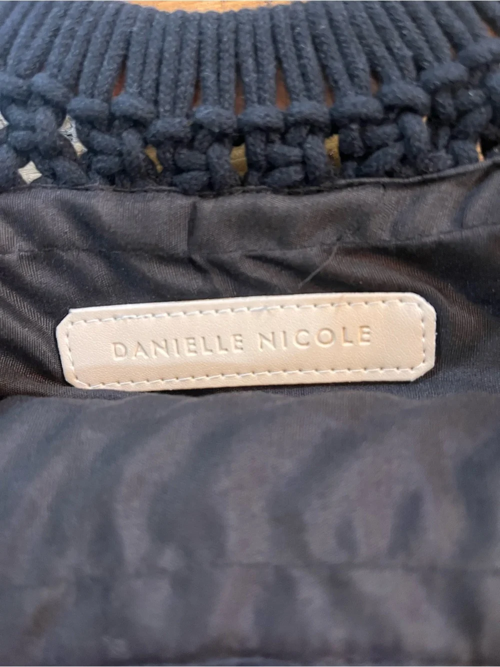 Danielle Nicole danielle nicole